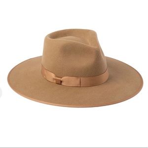 *Reserved for earthy boho* Lack of Color Hat